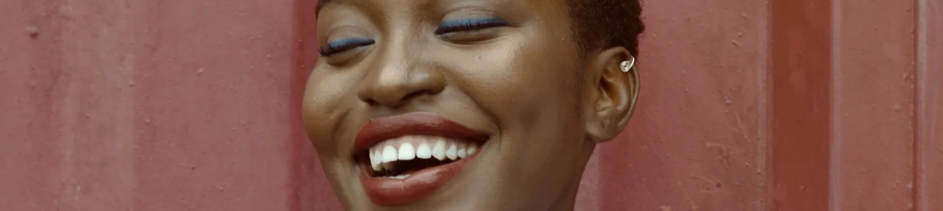 Helemaal vegan, dierproefvrij en natuurlijk! We hebben de beste merken samengesteld met de beste ingrediënten die niet alleen jouw lippen mooi kleurt.