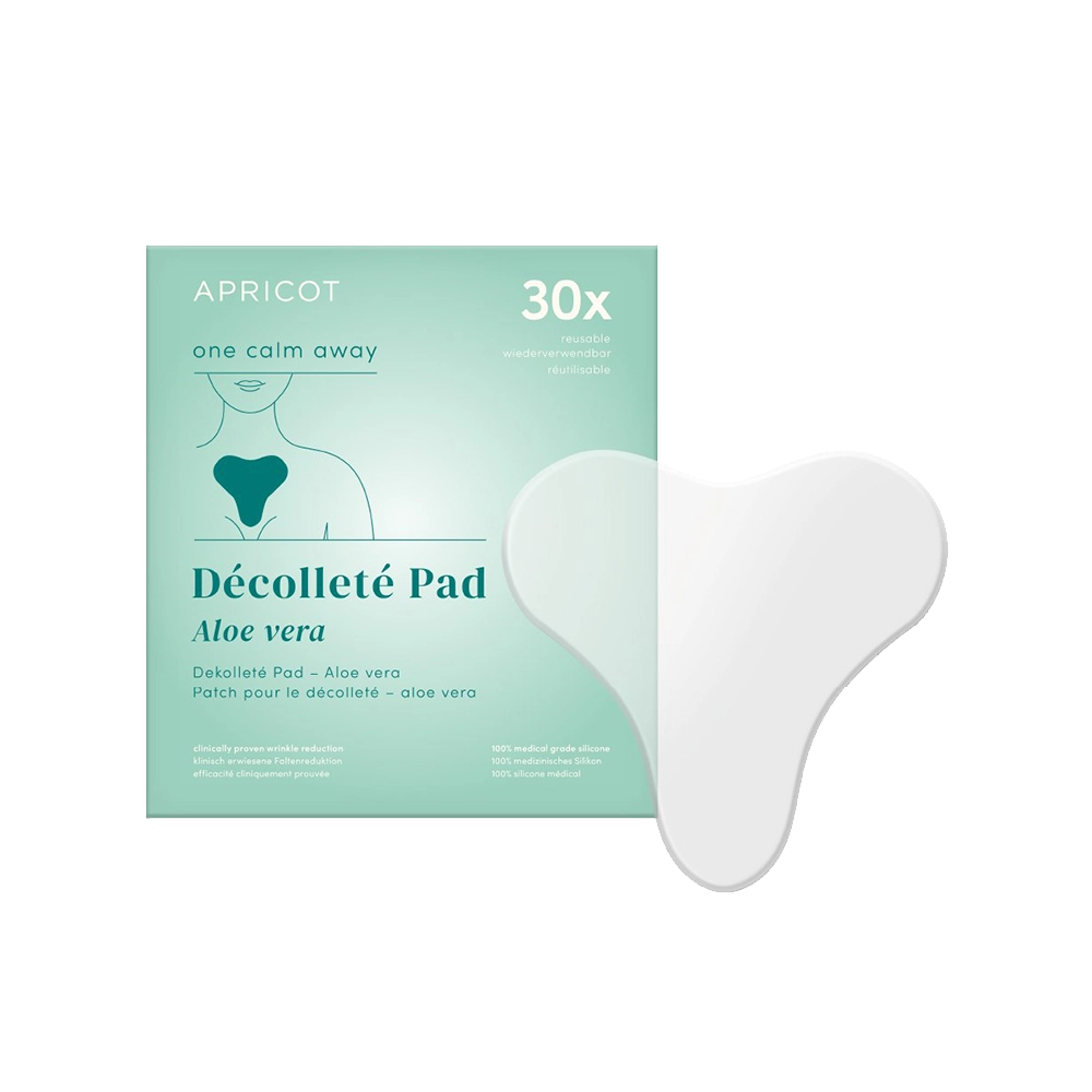 Ontdek de Décolleté Pad Aloë Vera – One Calm Away van APRICOT, een zachte maar effectieve huidverzorgings pad voor een gevoelige decolleté. Dit vegan en dierproefvrije anti-aging pad is vervaardigd van hoogwaardige medische siliconen, verrijkt met de hydraterende kracht van aloë vera. Perfect voor de droge of geïrriteerde huid, biedt deze pad een kalmerend en zichtbaar huidverbeterend effect na slechts één toepassing.
