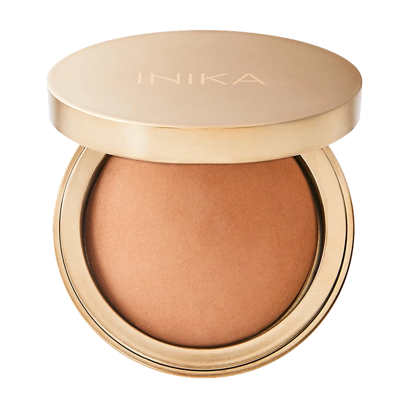 Deze prachtige INIKA Baked Mineral Bronzer is gebakken op terracotta tegels in Toscane, Italië welke een mooie sunkissed glow aan je huid geeft. 100% natuurlijk, 100% halal, 100% vegan en dierproefvrij.