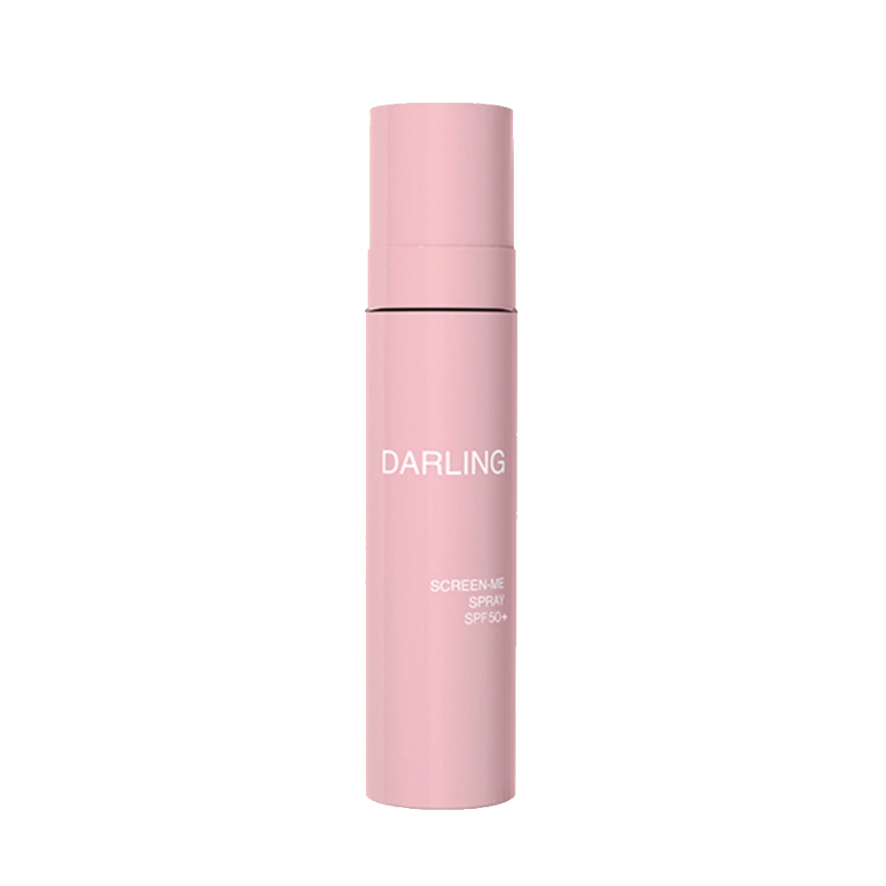 De Darling Screen-Me Spray SPF50 is een geavanceerde, transparante zonnespray die zorgt voor een krachtige SPF50 UVA- en UVB-bescherming, zonder witte waas of plakkerig gevoel. Geheel vegan en dierproefvrij.