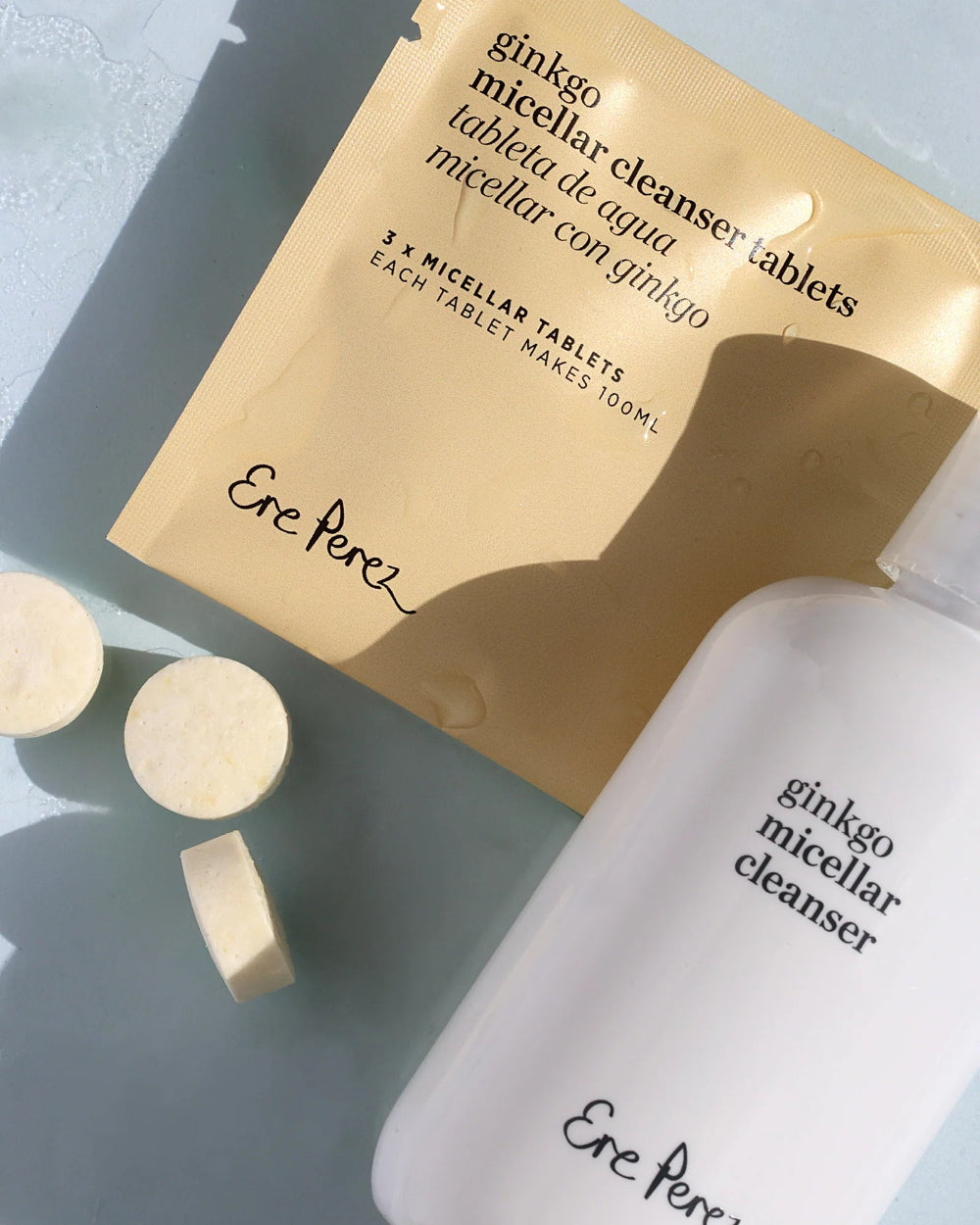Ere Perez GInkgo Micellar Water Cleanser met 3 navul tabletten om zelf je flesje weer te vullen.