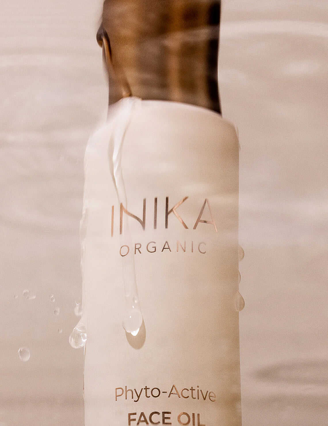 Inika Organic Phyto-Active Face Oil is de ideale verzorgende gezichtsolie voor jouw huid.