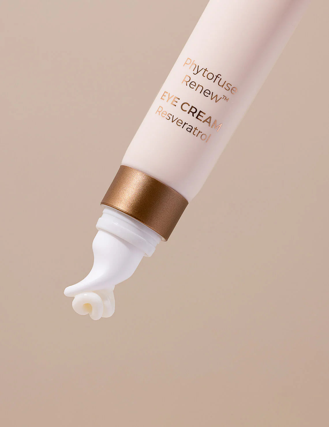 Deze biologische, halal en vegan oogcrème verminderd zichtbaar fijne lijntjes, rimpeltjes, donkere kringen en zelfs wallen. Deze eyecream van INIKA verbetert tevens de elasticiteit voor een revitaliserende, jeugdige blik en draagt bij aan huidcelvernieuwing.