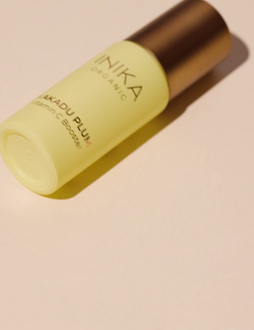 Kakadu Plum Vitamin C Booster van Inika Organic - Vegan Beauty Nederland