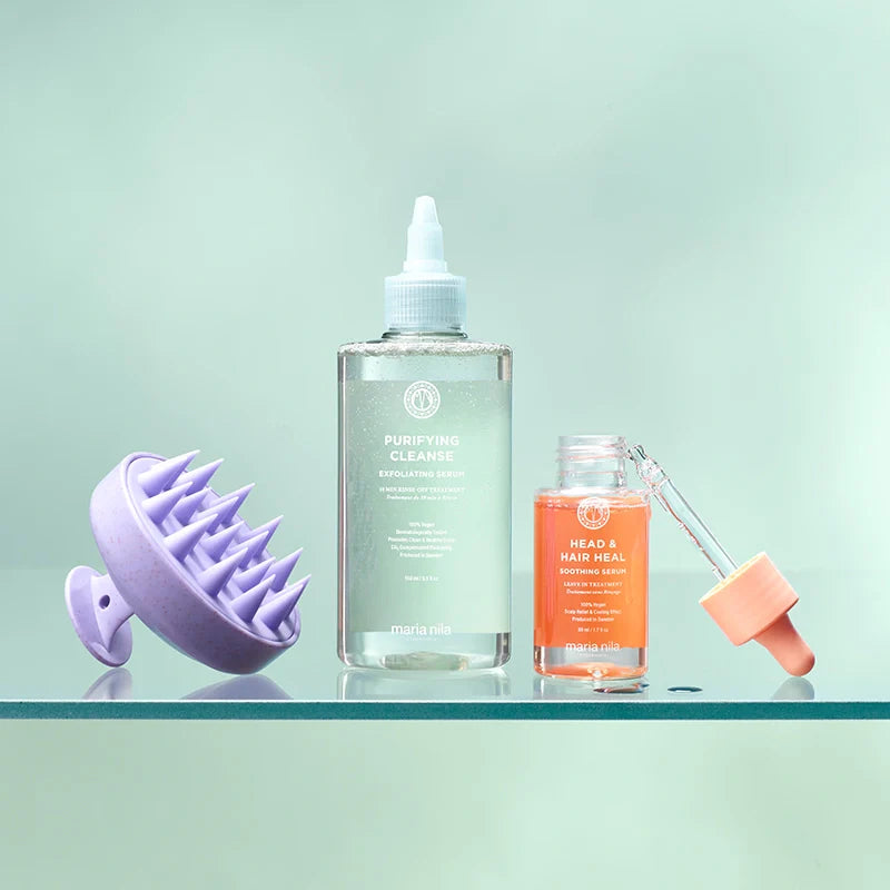 Maria Nila's Soothing Serum is verkoelende, snel absorberende en niet-vet haarserum en kan op zowel de vochtige als de droge hoofdhuid worden gebruikt, waardoor het een ideale aanvulling is op elke haarverzorgingsroutine.