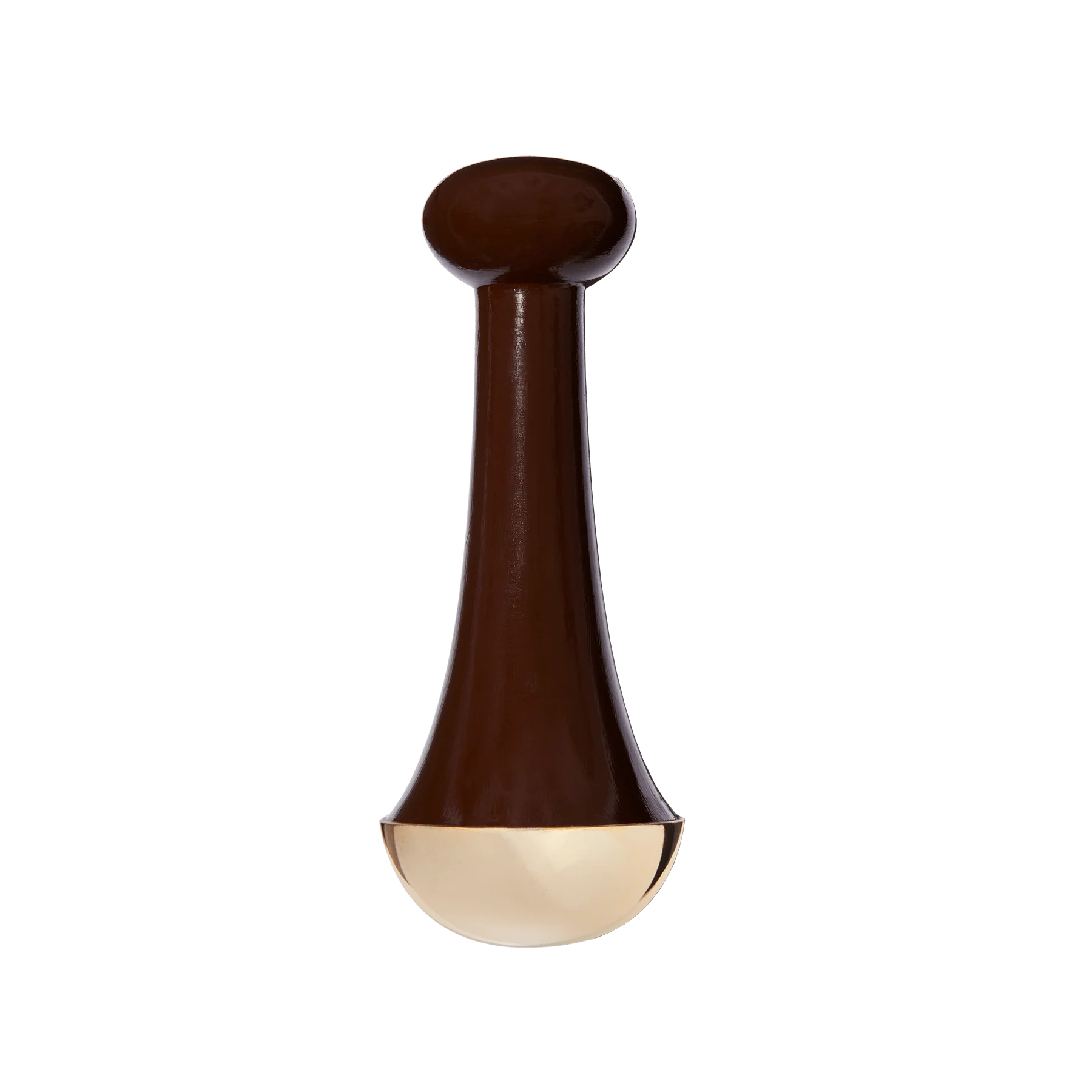 Ranavat Kansa Wand, een traditionele Ayurvedische massage-tool die al eeuwenlang wordt gebruikt om de huid te verjongen, stress te verminderen en de energiebalans te herstellen. Vegan Beauty, dierproefvrij en natuurlijk.