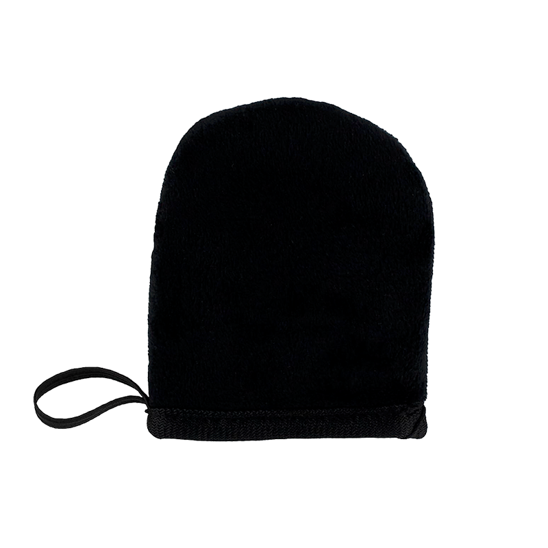 De INIKA Organic Mini Mitt is speciaal ontworpen voor het aanbrengen van een zelfbruiner op je gezicht en zorgt voor een gladde en streeploze sun-kissed finish. De miniatuur tanning mitt glijdt over je vingers en zorgt voor een super egale applicatie over de haarlijn, kaaklijn, neus en wangen.  De mini want is gemaakt van ultrazachte, duurzame stof en is bestand tegen het lekken van producten of het afgeven op je handen.