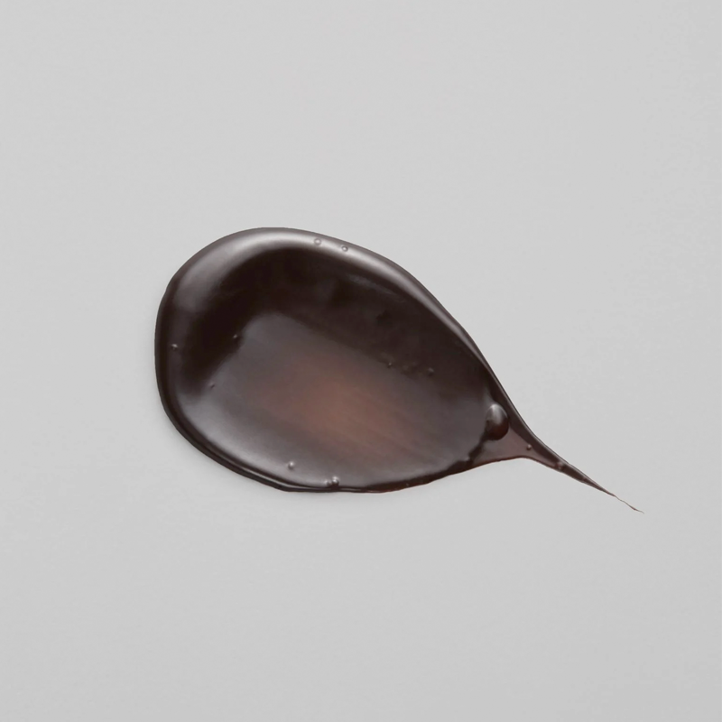 Maria Nila Colour Refresh Cacao is een vegan kleurmasker van 100% natuurlijke ingredienten voor bruin haar
