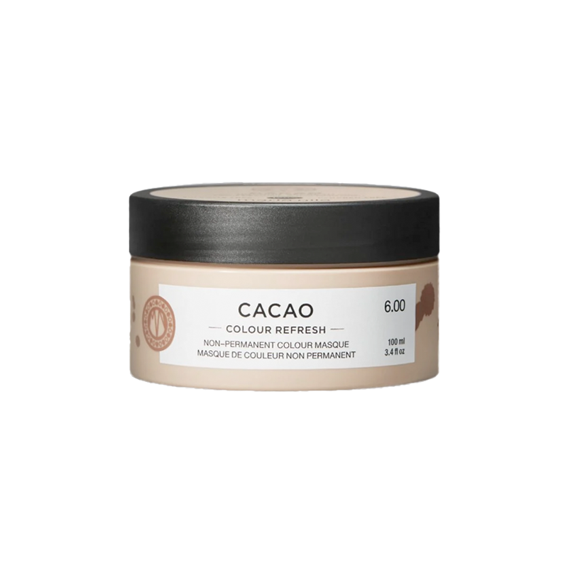 Maria Nila Colour Refresh Cacao is een vegan voedend kleurmasker met niet-permanente kleurpigmenten dat de kleur van je haar snel en gemakkelijk opfrist. Het natuurlijke masker bevat kleurpigmenten die door je haar worden opgenomen. Deze kleur verdwijnt langzaam weer na 4 tot 10 wasbeurten. Daarnaast hydrateert en vermindert dit haarmasker pluis voor een zijdezacht en glanzend resultaat.
