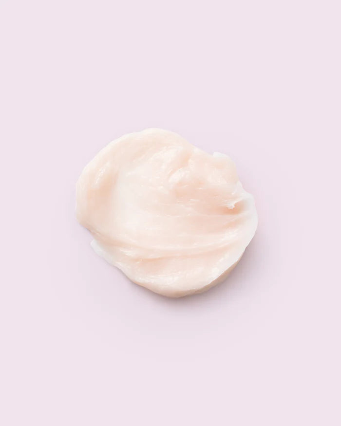 Was vooraf je haar en spoel goed uit. Breng het masker aan en focus op de punten. Laat het 3 minuutjes intrekken. Spoel uit en geniet van heerlijk zacht glanzend haar. Alle producten van Maria Nila kunnen als dagelijkse behandeling worden gebruikt.