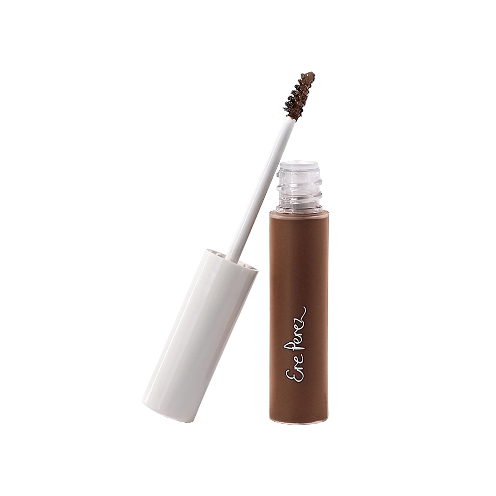 De Argan Brow Hero van Ere Perez is een vegan en dierproefvrij Tinted Brow Gel in 3 verschillende kleuren. De vegan Brow Gel houdt je wenkbrauwen in model, geeft ze kleur en bevat daarnaast kleine vezels om je wenkbrauwen meer volume te geven. 
