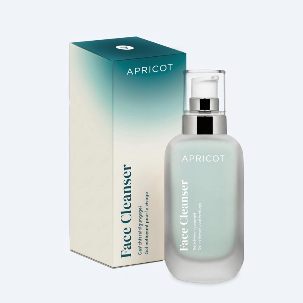 Geef je huid een frisse start met de Apricot Beauty Vegan Face Cleanser, een milde maar effectieve gezichtsreiniger die de huid grondig zuivert zonder haar natuurlijke balans te verstoren. Deze zachte reinigingsgel verwijdert overtollig talg, make-upresten en dagelijkse onzuiverheden, terwijl de huid schoon, comfortabel en zichtbaar frisser aanvoelt.
Geheel dierproefvrij en clean.