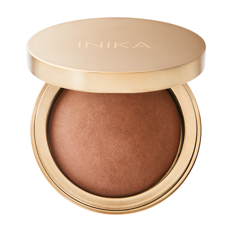 Deze prachtige&nbsp;INIKA Baked Mineral Bronzer&nbsp;is&nbsp;gebakken op terracotta tegels in Toscane, Italië&nbsp;welke&nbsp;een mooie sunkissed glow aan&nbsp;je&nbsp;huid&nbsp;geeft.  Geschikt om over je INIKA liquid foundation of INIKA BB cream te gebruiken of alleen over&nbsp;je&nbsp;dagcrème voor een gezonde naturel look.