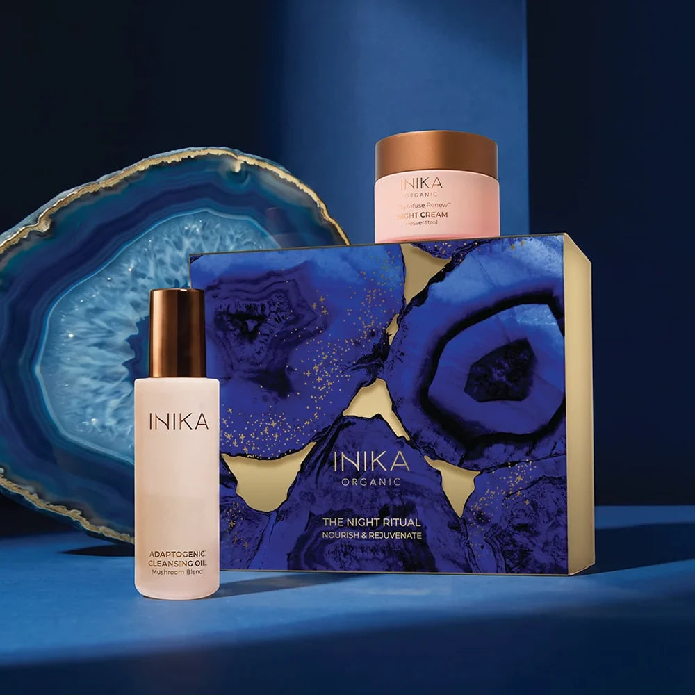 INIKA Organic the Night Ritual - vegan cadeauset met cleansing oil en night cream
