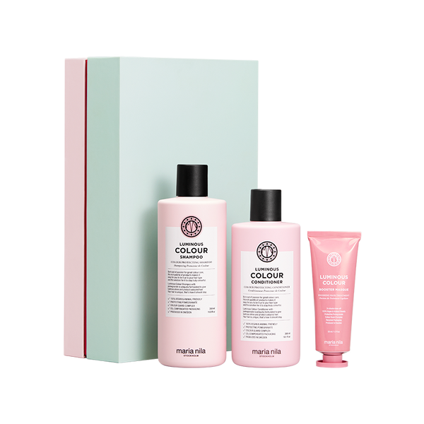 Alle producten van Maria Nila bevatten het Colour Guard Complex, dit voorkomt het vervagen van je haarkleur en het beschermt je lokken tegen UV-straling. Maria Nila Luminous Colour Shampoo bestaat voor 100% uit plantaardige stoffen. Deze set voor fijn haar is vrij van sulfaten en parabenen.