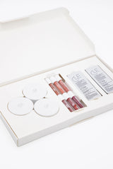 Shop nu alle bestsellers van CLE Cosmetics, nu allemaal in chique mini-formaten. Of het nu voor die vriend(in) is die voortdurend onderweg is, of voor een mede-make-up liefhebber, deze set zal zeker aan al jouw wensen voldoen voor het perfecte cadeau! Alles van CLE Cosmetics is geheel phthalaten, parabenen-, glutenvrij en 100% vegan en dierproefvrij!