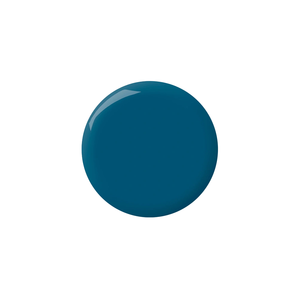 Ivy vindt de perfecte balans tussen groen en blauw met haar prachtige teal tint. Deze opvallende kleur staat even mooi op je vingers als op je tenen en is daardoor een veelzijdige toevoeging aan je nagellakcollectie.