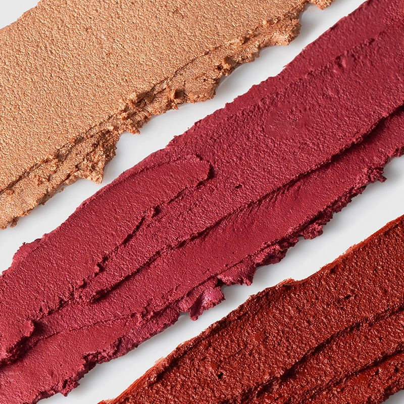 Wij beginnen spontaan te blozen van deze Multi-Use Balmies van Axiology. Deze schattige balmies zijn jouw nieuwe BFF voor het creëren van een prachtige look. Waarom? Omdat ze 100% vegan en dierproefvrij zijn, verpakt in een super duurzame verpakking! Hoe cool is dat?