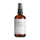 De Evolve Organic Beauty Kalahari Dream Cleansing Oil is een vegan, lichtgewicht gezichtsreinigingsolie met een blush roze tint die diep reinigt zonder de huid vet achter te laten. Het verwijdert make-up, inclusief hardnekkige oogmake-up, terwijl het tegelijkertijd de huid intens voedt en voorbereidt op je dag- of nachtcreme van Evolve Organic Beauty. De heerlijke fruitige geur maakt het het perfect voor dagelijks gebruik.