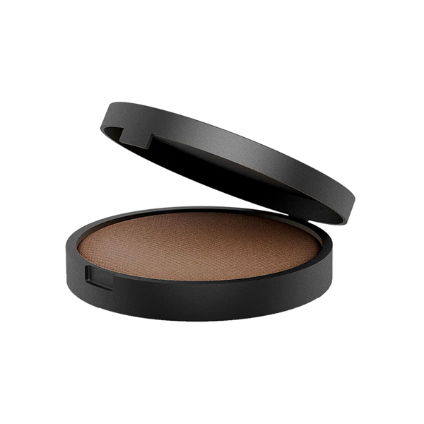 Deze award winnende minerale poeder foundation van INIKA geeft de perfecte basis en verstopt de huid niet en absorbeert overtollig olie uit de poriën. De mineral foundation is prachtige op te bouwen en geeft een lichte of volledige dekking voor elke gelegenheid. Ook is deze foundation geschikt voor de gevoelige huid door de krachtige werking van Squalaan uit olijven en Magnolia Bark Extract.