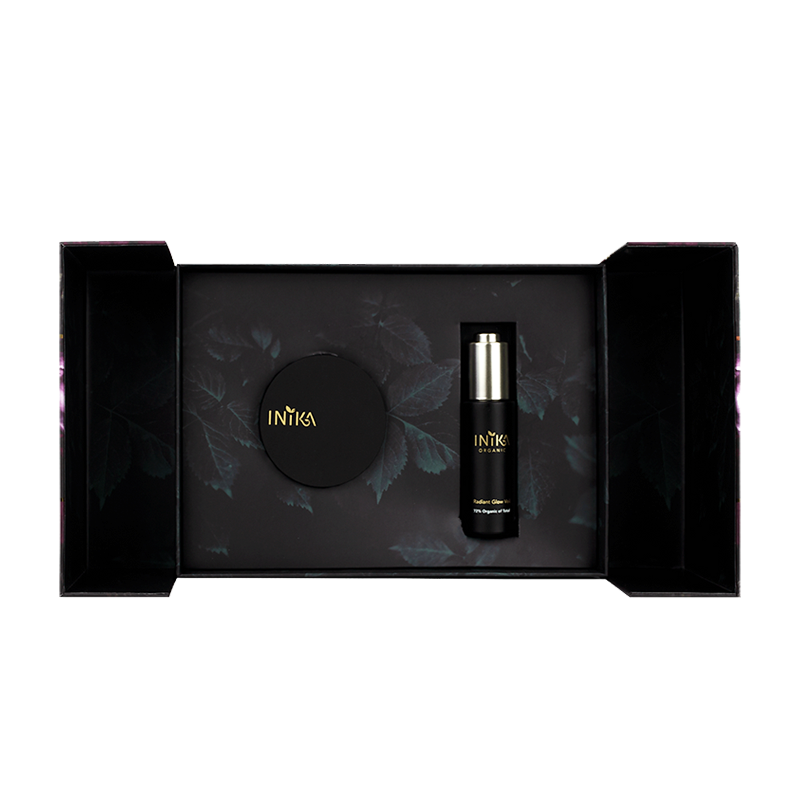 De Limited Edition Rosy Glow Set van INIKA Organic bevat twee favorieten van INIKA en is het perfecte cadeau voor de komende feestdagen. 100% vegan, dierproefvrij en halal gecertificeerd. Speciaal voor de kerstdagen en overige feestdagen.