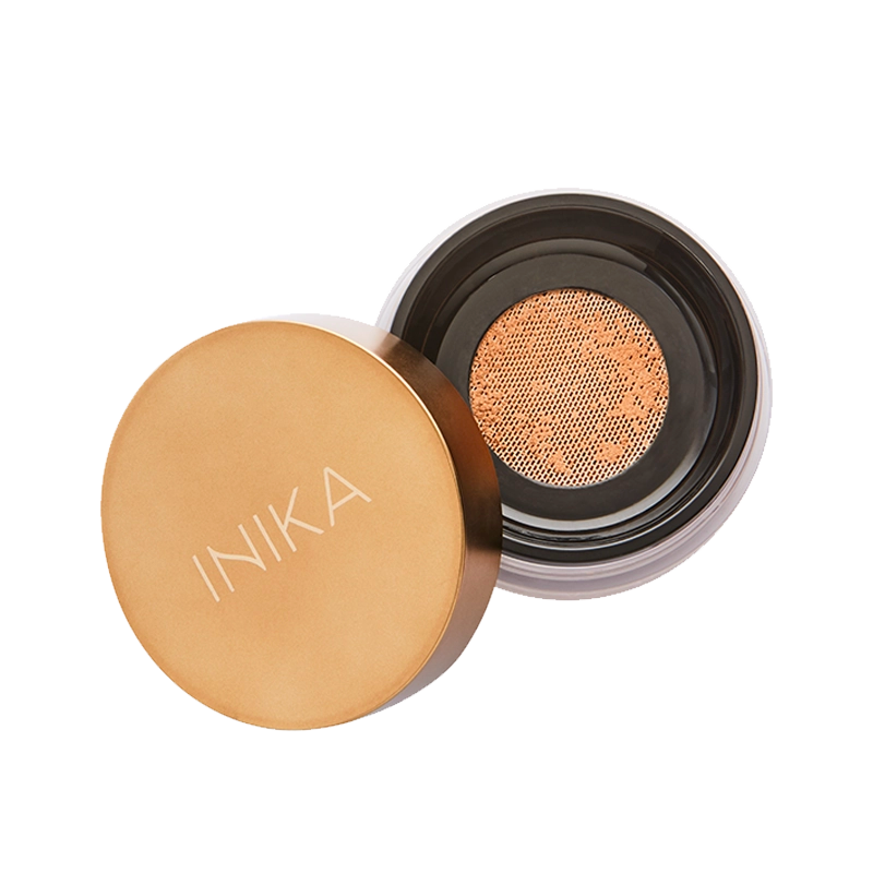 De INIKA Loose Mineral Bronzer is gemaakt van 100% natuurlijke ingrediënten, waaronder Magnolia Bark Extract om je huid te voeden en te hydrateren terwijl je het gebruikt. Bovendien bevat de INIKA Loose Mineral Bronzer geen parabenen, sulfaten of andere schadelijke chemicaliën, waardoor het een uitstekende keuze is voor mensen met een (zeer)gevoelige huid.