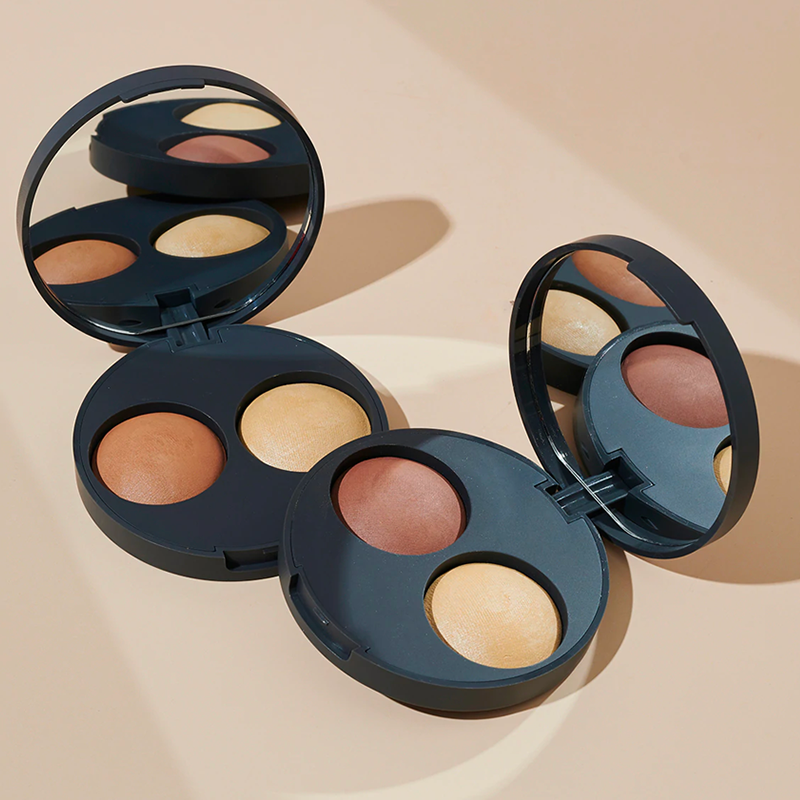 INIKA Baked Contour Duo Almond bevat een champagnekleurige highlight en een natuurlijk contourpoeder voor een natuurlijk teint. Gebakken in Toscane, Italië, zijn de zijdezachte poeders verrijkt met Magnolia Bark Extract en Squalane om de huid gevoed en gehydrateerd te houden.