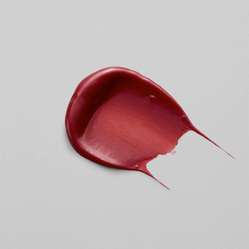 Maria Nila Colour Refresh Bright Red is een vegan kleurmasker met non-permanente pigmenten voor een diep rode kleur. 