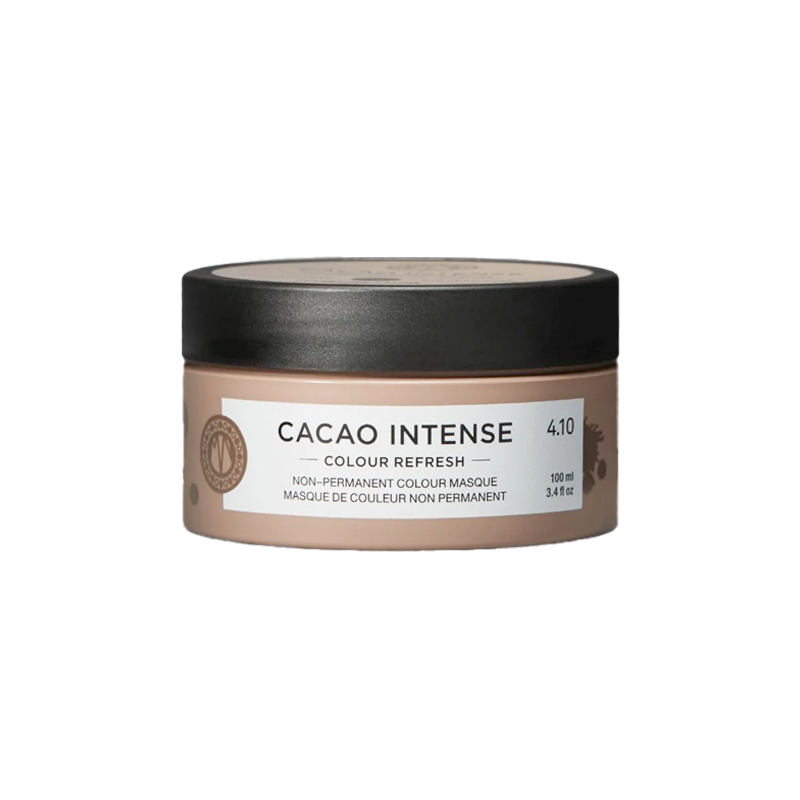 Maria Nila Colour Refresh Cacao Intense is een vegan voedend kleurmasker met niet-permanente kleurpigmenten dat de kleur van je haar snel en gemakkelijk opfrist. Het natuurlijke masker bevat kleurpigmenten die door je haar worden opgenomen. Deze kleur verdwijnt langzaam weer na 4 tot 10 wasbeurten. Daarnaast hydrateert en vermindert dit haarmasker pluis voor een zijdezacht en glanzend resultaat.