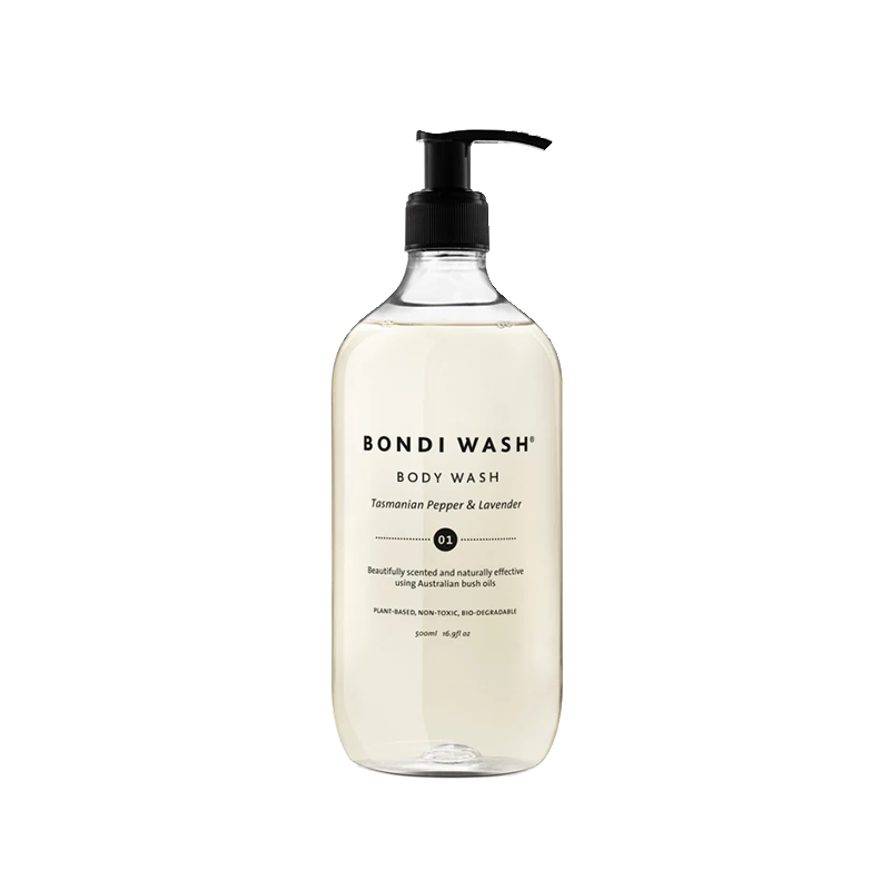 Bondi Wash's Hand Wash is een vegan bodywash, handgemaakt in Australië met een luxe mix van Australische essentiële oliën, waaronder antibacteriële Tasmaanse gepeperde en lavendelolie en hydraterende ingrediënten zoals aloë vera, vitamine E en zonnebloemolie. De verfrissende en voedende formule is perfect voor mensen met een gevoelige huid, eczeem of dermatitis.