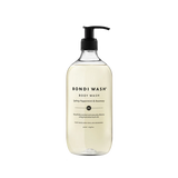 Bondi Wash's Body Wash is een vegan bodywash, handgemaakt in Australië met een luxe mix van Australische essentiële oliën, waaronder antibacteriële Tasmaanse gepeperde en lavendelolie en hydraterende ingrediënten zoals aloë vera, vitamine E en zonnebloemolie. De verfrissende en voedende formule is perfect voor mensen met een gevoelige huid, eczeem of dermatitis.