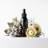 De Fragonia & Sandelwood bodyspray van Bondi Wash is een verfrissende, hydraterende bodyspray met een delicate, natuurlijke geur van Fragonia & Sandelhout. Perfect om na het douchen aan te brengen of om het lichaam de hele dag en nacht op te frissen. 