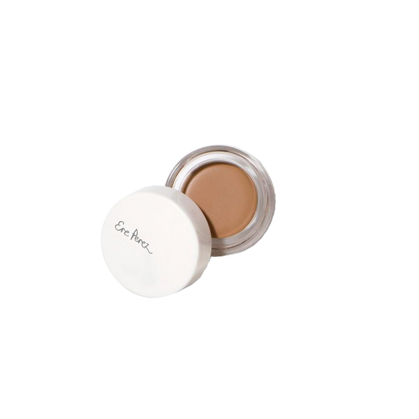 Ere Perez vegan concealer om de probleemgebieden van je huid perfect te camoufleren. Dekt roodheid als geen ander en donkere kringen en vlekken verdwijnen als sneeuw voor de zon. Ook als je last hebt van pigmentvlekken is deze volledig dekkende concealer uitermate geschikt, de natuurlijke concealer smelt in de huid voor een long-lasting natuurlijke look.