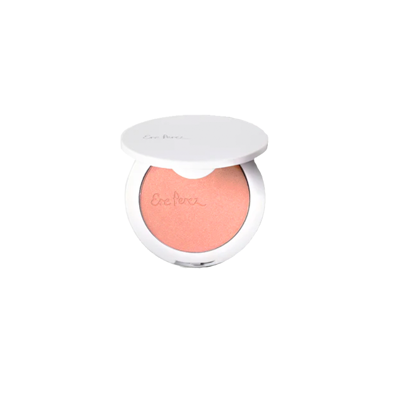 De Tapioca Cheek Colour van Ere Perez is een zachte blush voor een gezonde glow. De blush bevat een subtiele shimmer en geeft je wangen een mooie tint. De blush bevat Tapioca, Chamomile & Vitamine E om je wangen te verzorgen, verzachten en je huidteint te egaliseren.