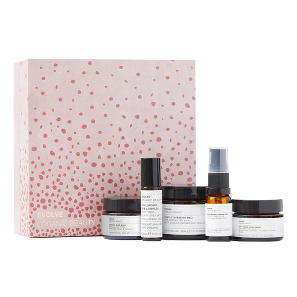 Verwen jezelf of een ander met met deze Facial in a (gift)box. Bij Evolve Organic Beauty geloven ze dat je geweldige resultaten kunt bereiken en een echt ontspannende ervaring kunt hebben met Evolve's natuurlijke biologische producten in je eigen huis. Deze zorgvuldig samengestelde selectie van enkele van onze favorieten geeft je alles wat je nodig hebt om thuis van je eigen spa-ritueel te genieten.
