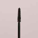 De awardwinnende INIKA Long Lash Vegan Mascara Black is een prachtige en luxueuze aanvulling op het INIKA assortiment. INIKA maakt gebruik van 100% plantaardige en natuurlijke ingrediënten om de lengte en het volume van de wimpers te verhogen. De volumineuze borstelkop zorgt ervoor dat de perfecte hoeveelheid mascara elke keer wordt aangebracht. Bij de 1e keer aanbrengen krijg je de lengte die je nodig heeft, bij de 2e keer aanbrengen krijg je het gewenste volume. Een nieuwe en revolutionaire formule!