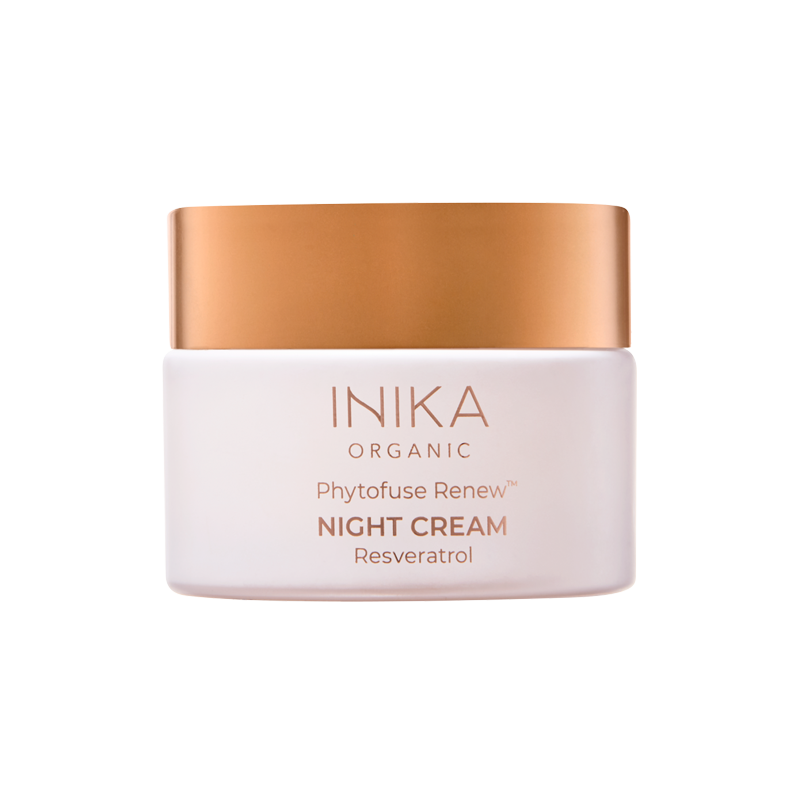 Phytofuse Renew Night Cream is een voedende lichtgewicht vegan nachtcrème van INIKA Skincare. INIKA's anti-aging nachtcrème voedt en kalmeert de huid tijdens de nacht en bevordert de huidcelvernieuwing tijdens je slaap. De natuurlijke, biologische en lichtgewicht nachtcrème bevat ontstekingsremmende en genezende eigenschappen en vermindert fijne lijntjes. 