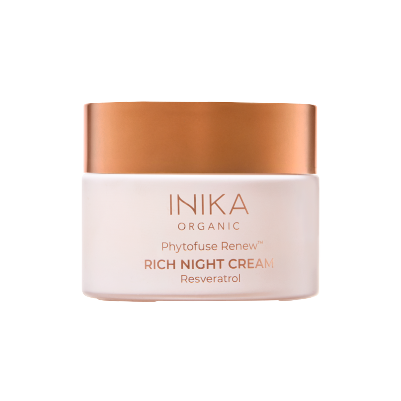 Phytofuse Renew Rich Day Cream is een extra rijke vegan nachtcrème van INIKA Skincare. Verrijkt luxe plantaardige oliën en shea boter voor extra voeding en hydratatie in een rijke vollere nachtcrème. De natuurlijke, biologische en volle nachtcrème van INIKA Skincare helpt de huidcel stofwisseling te stimuleren, bevordert de nachtelijke celvernieuwingen en vermindert fijne lijntjes. 
