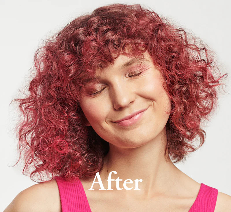 Resultaat van Maria Nila Pink Pop Colour Refresh haarmasker voor en na. 