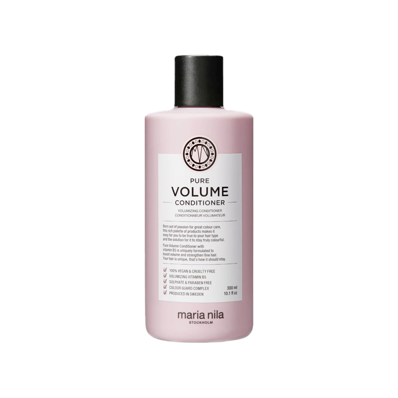 Maria Nila Pure Volume Conditioner is een ontwarrende conditioner voor fijn haar die verzacht en hydrateert zonder te verzwaren. Vitamine B5 voegt vocht en langdurig volume toe. 