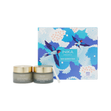 Prachtige vegan cadeaubox van INIKA met dag en nachtcreme - Skin Quench Duo. Verwen jezelf of een ander met dé musthaves voor je ochtend en avondroutine; dag- en nachtcrème. Deze zeer voedende, anti-aging en hydratatie-stimulerende set is perfect voor een doffe, droge, vochtarme of rijpere huid. De set is geschikt voor alle huidtypes, waaronder de gevoelige huid. Verrijkt met botanische actieve ingrediënten zoals Maca Root, Resveratrol & Phytofuse Renew.  
